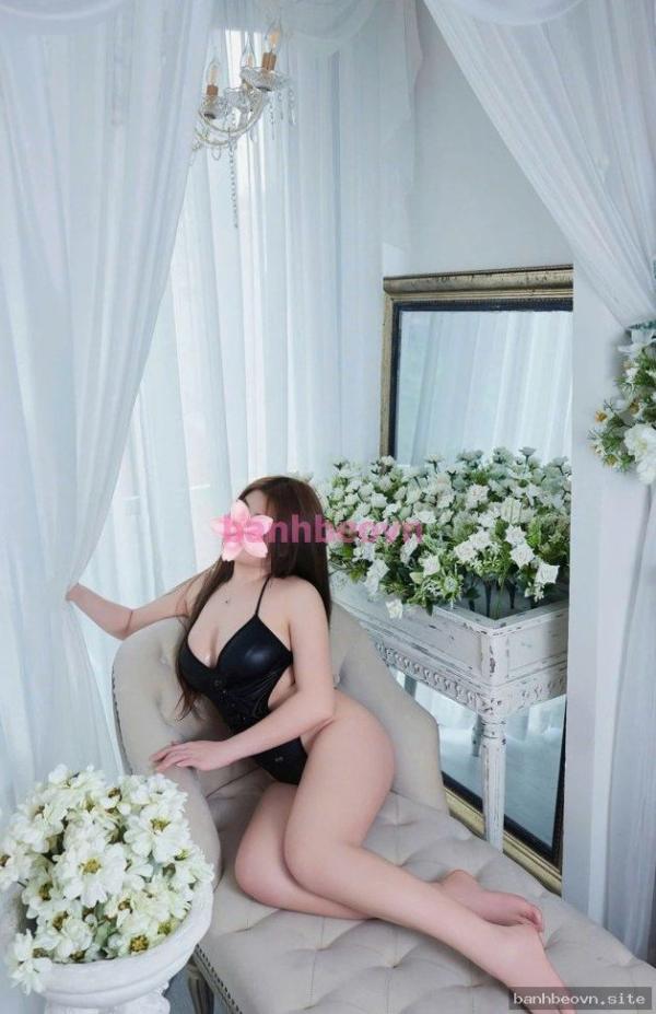Thúy Vân (19 tuổi): 1m60, 50kg, giá 500k – Quận 8, Sài Gòn – ảnh 2
