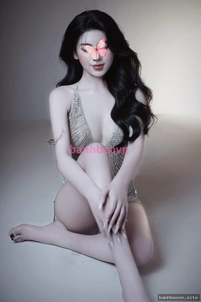 Tuệ San – gái gọi Ngũ Hành Sơn