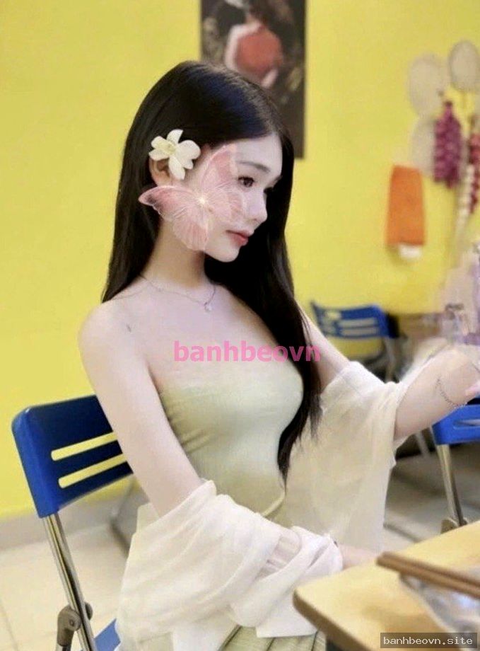 Anh Thư – gái gọi Tân Uyên