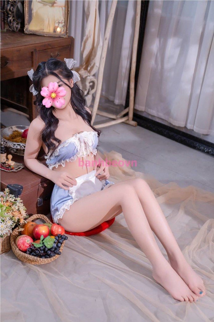 Vy Anh (21 tuổi): 1m62, 49kg, giá 700k – Quận 10, Sài Gòn – ảnh 5