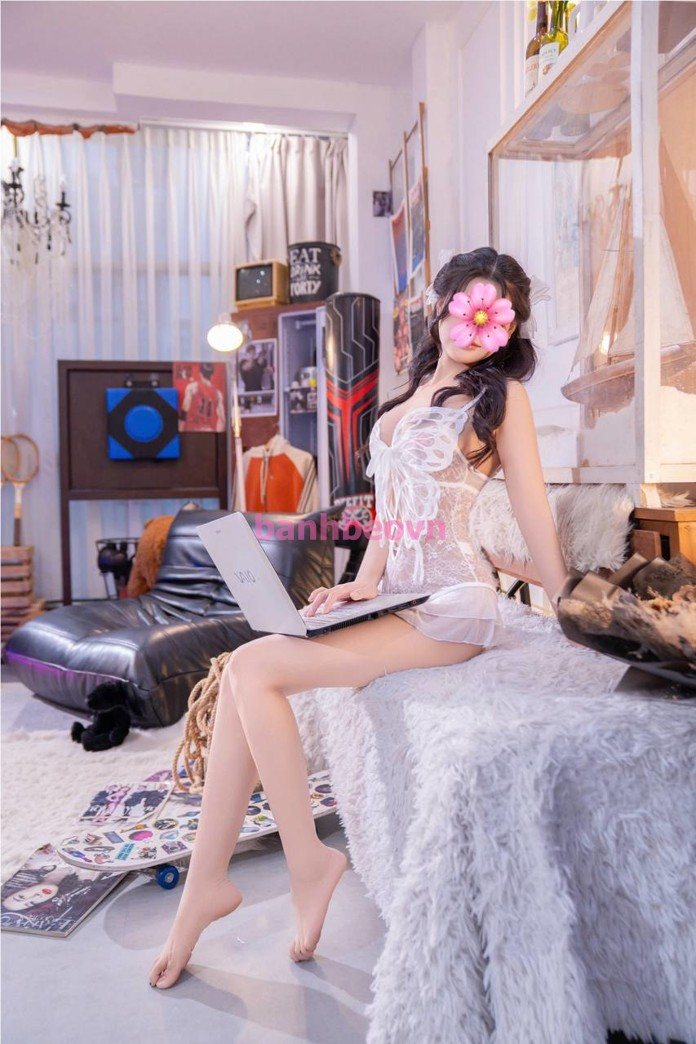 Vy Anh (21 tuổi): 1m62, 49kg, giá 700k – Quận 10, Sài Gòn – ảnh 17