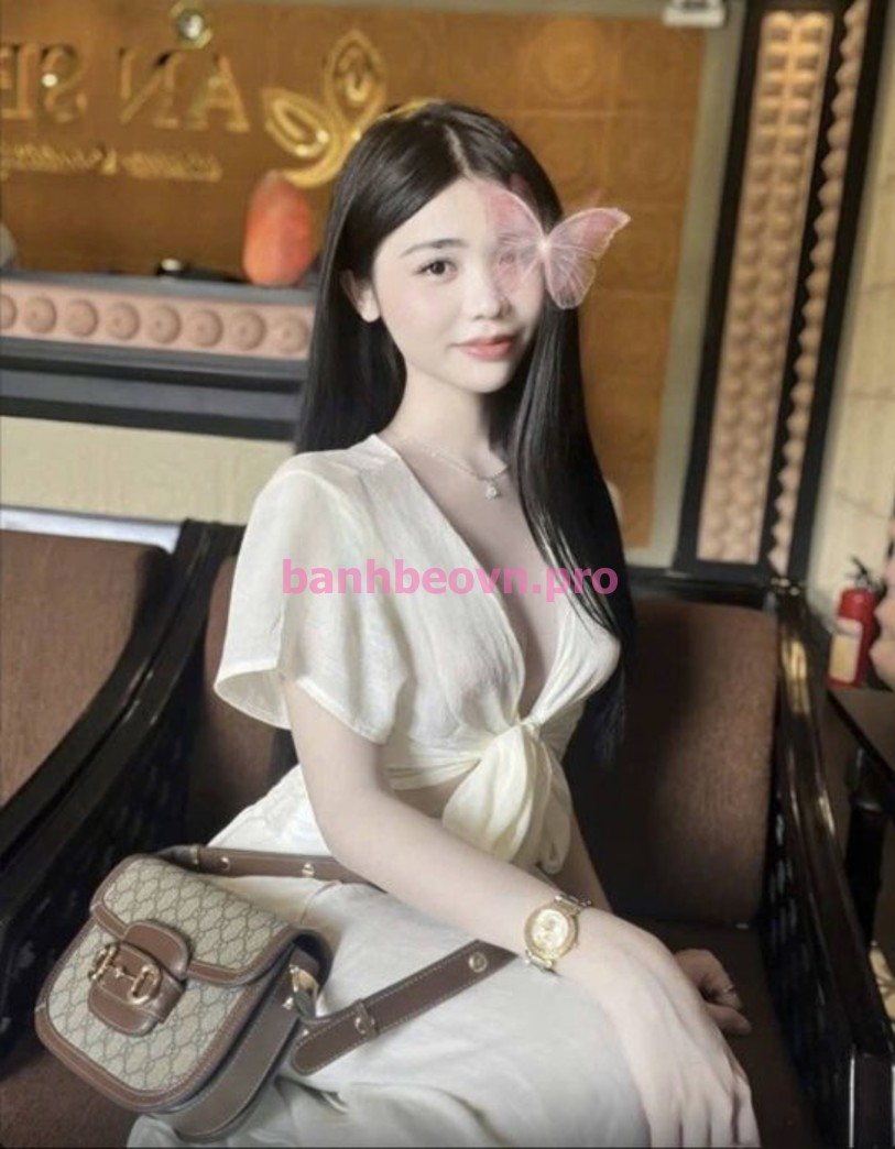 Diễm My (21 tuổi): 1m64, 51kg, giá 400k – Quận 2, Sài Gòn – ảnh 3