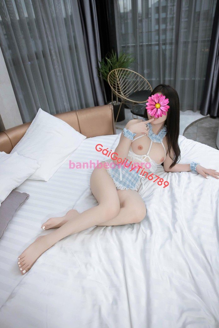 Linh Vinamilk (21 tuổi): 1m61, 47kg, giá 800k – Quận 10, Sài Gòn – ảnh 20