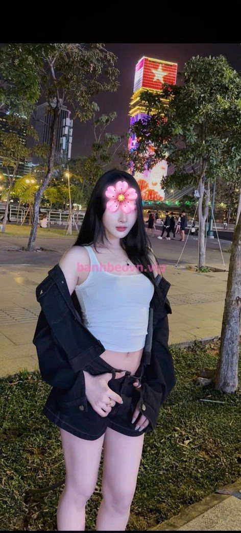 Linh Linh (23 tuổi): 1m63, 46kg, giá 1tr – Quận 10, Sài Gòn – ảnh 7