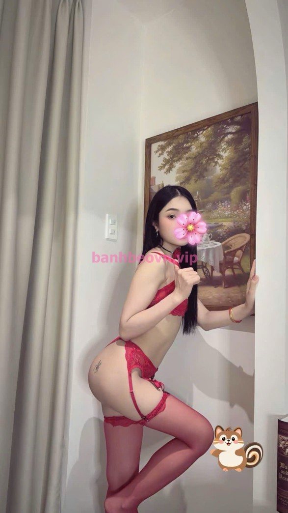 Linh Linh (23 tuổi): 1m63, 46kg, giá 1tr – Quận 10, Sài Gòn – ảnh 10