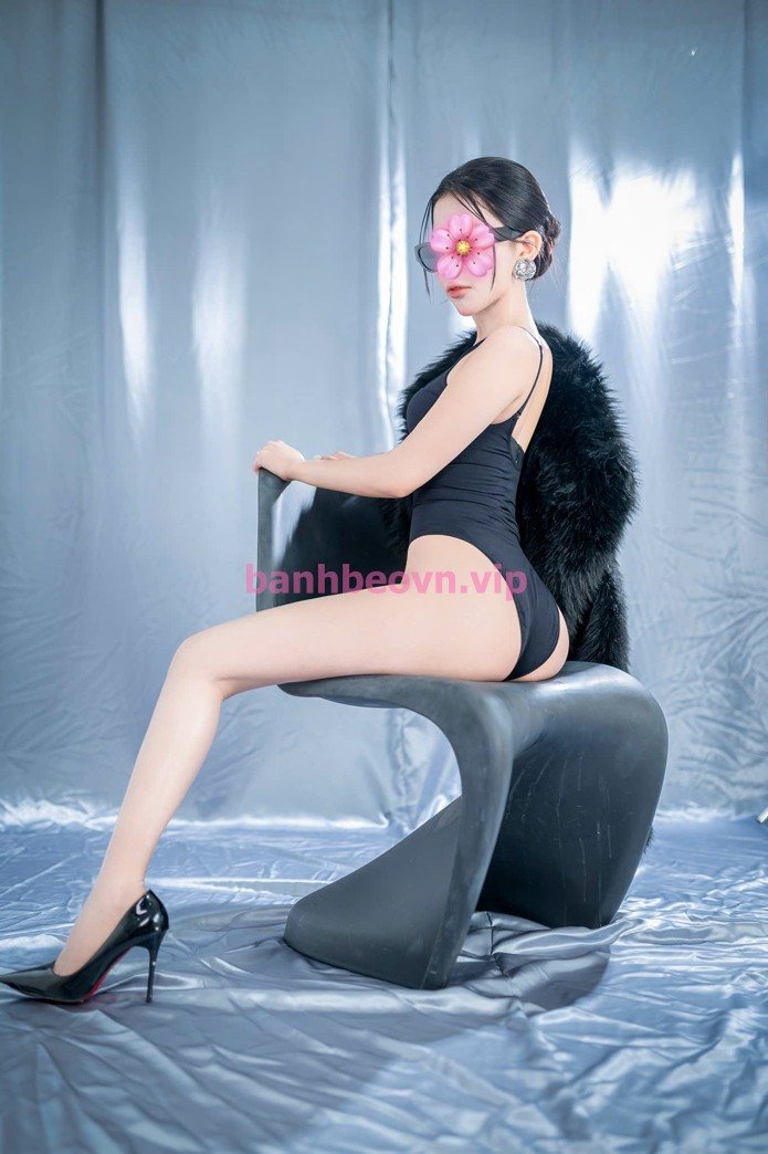 Linh Nhi (22 tuổi): 1m60, 48kg, giá 600k – Quận 8, Sài Gòn – ảnh 11