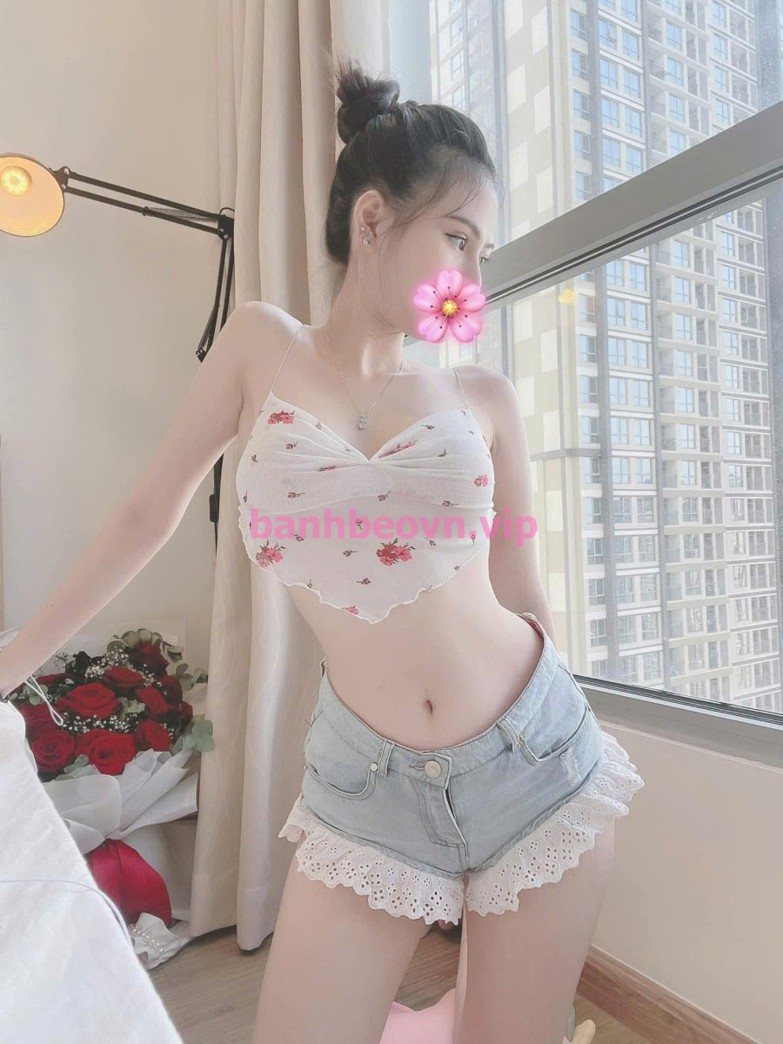 Minh Anh (25 tuổi): 1m60, 50kg, giá 400k – Quận 7, Sài Gòn – ảnh 5